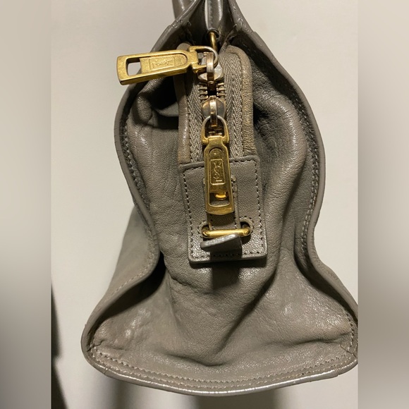 Yves Saint Laurent Chyc Cabas - Picture 9 of 15